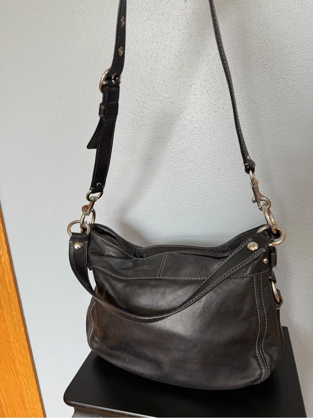 Vintage Coach Black Leather Shoulder Bag with Adjustable Strap